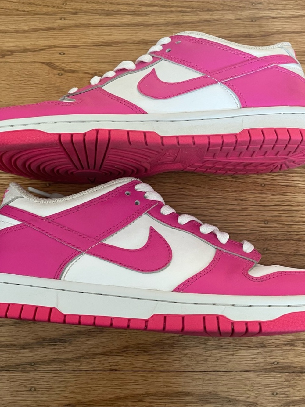 Nike Dunk Low Court Shoes Laser Fuchsia Youth Size 5 Style FB9109-102 - Picture 5 of 11